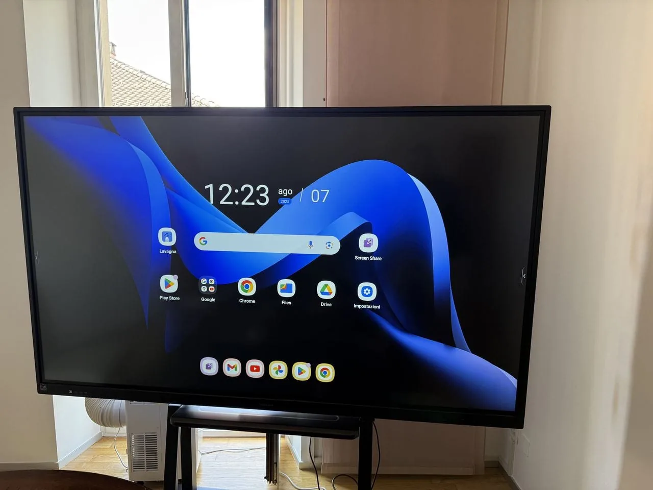Projektansicht: TV TouchScreen 75" Android